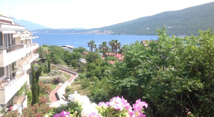 Villa Alla Bed&Breakfast Herceg Novi Camera foto
