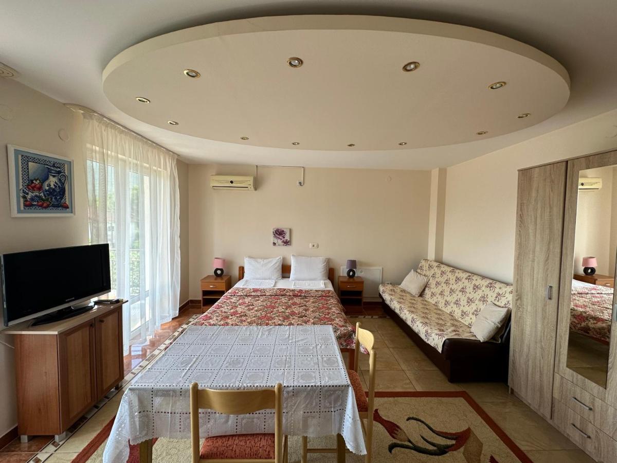 Villa Alla Bed&Breakfast Herceg Novi Esterno foto