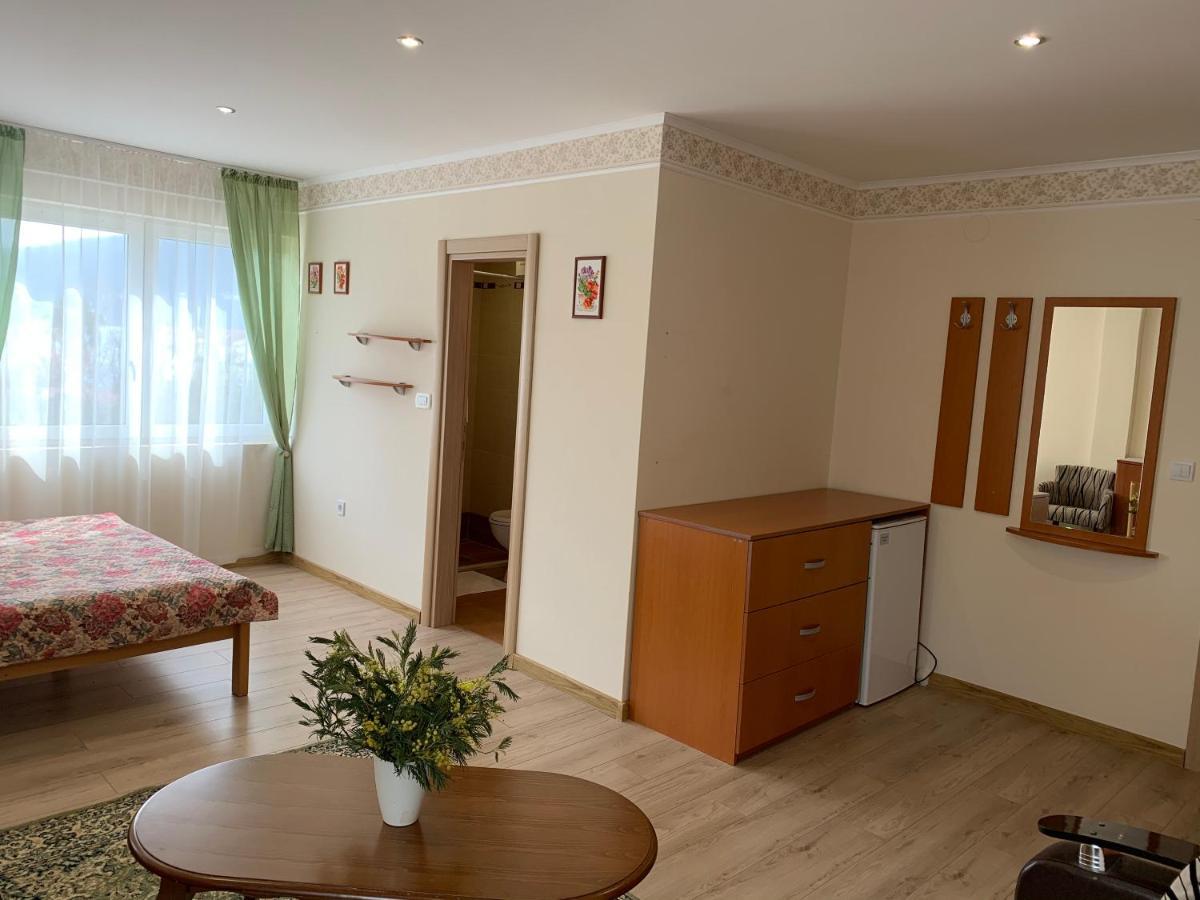 Villa Alla Bed&Breakfast Herceg Novi Esterno foto