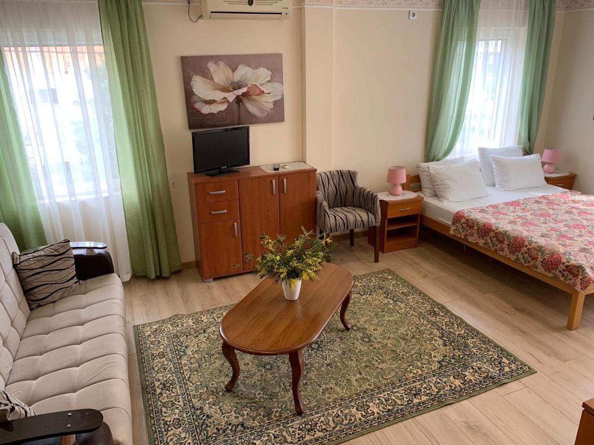 Villa Alla Bed&Breakfast Herceg Novi Esterno foto